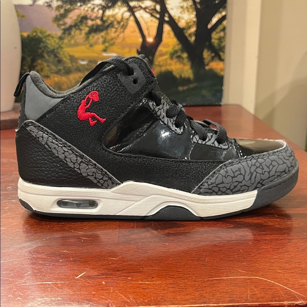 Shaq Dunkman Hi Top Basketball Sneakers Black and Gray 2Y
